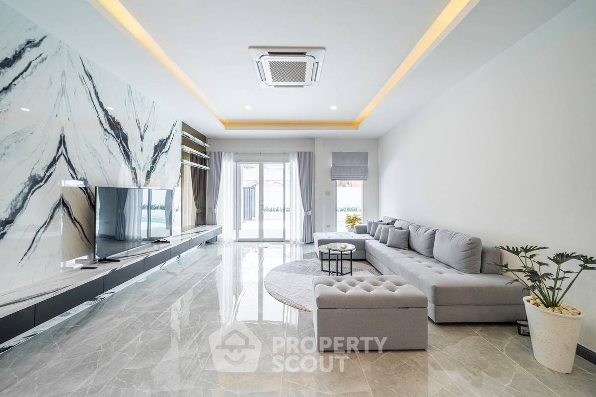 รูป บ้าน 5-ห้องนอน ใกล้ เมืองพัทยา (ID 2169641) - รูปที่ 14/27