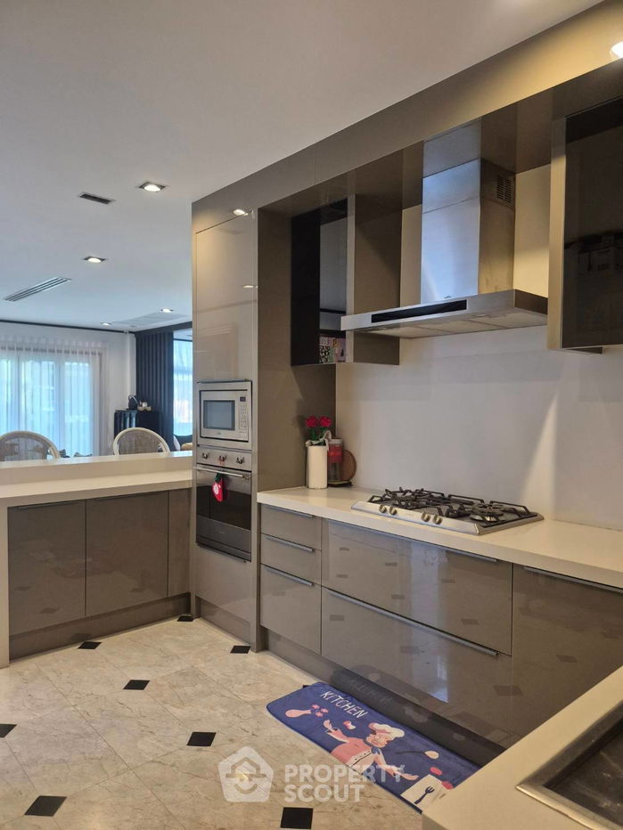 picture 4-BR House in Nuan Chan (ID 2456436) - 25/43