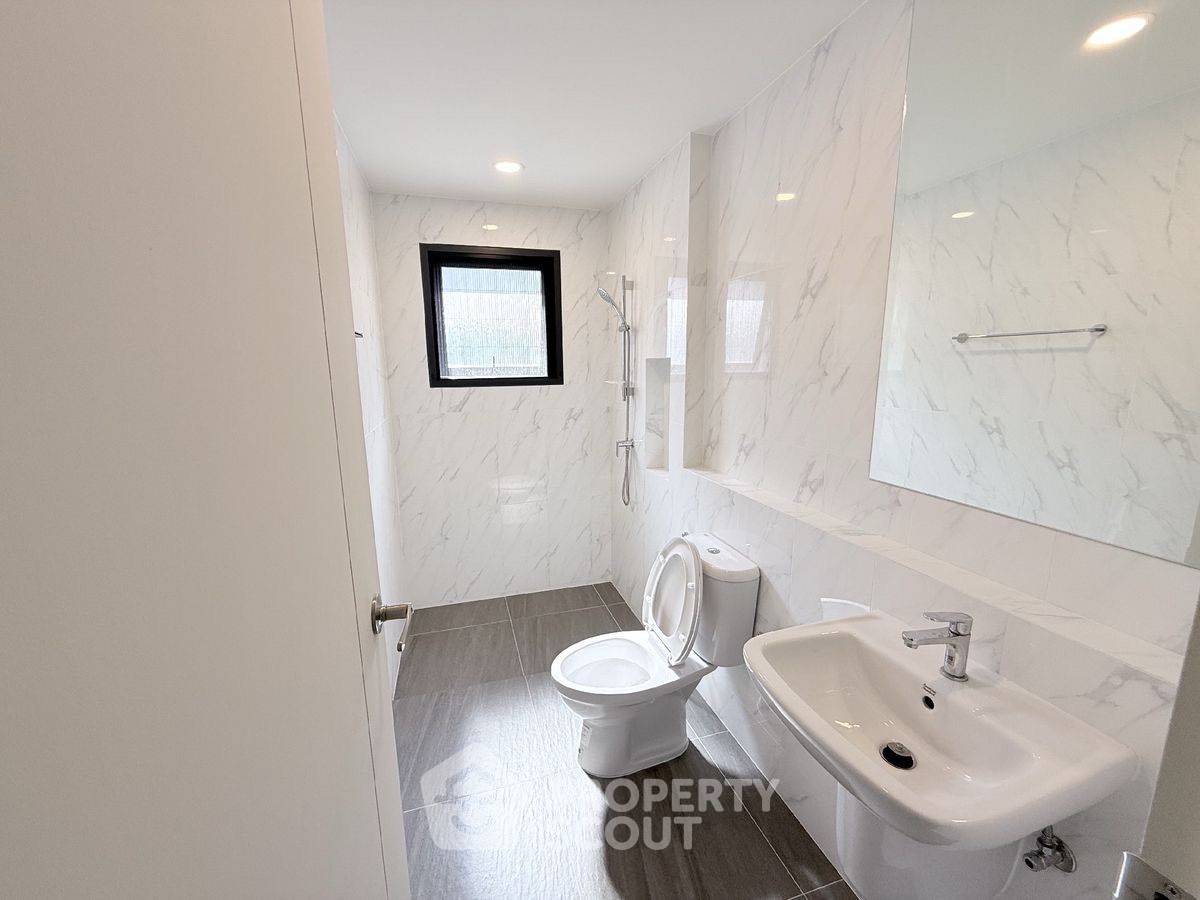 รูป บ้าน 3-ห้องนอน ที่ เซนโทร บางนา ใน บางแก้ว (ID 2455624) - รูปที่ 15/24