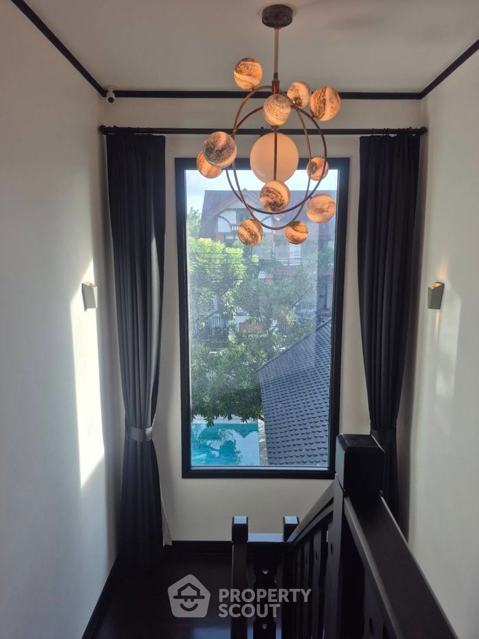 picture 4-BR House in Nuan Chan (ID 2456436) - 2/43