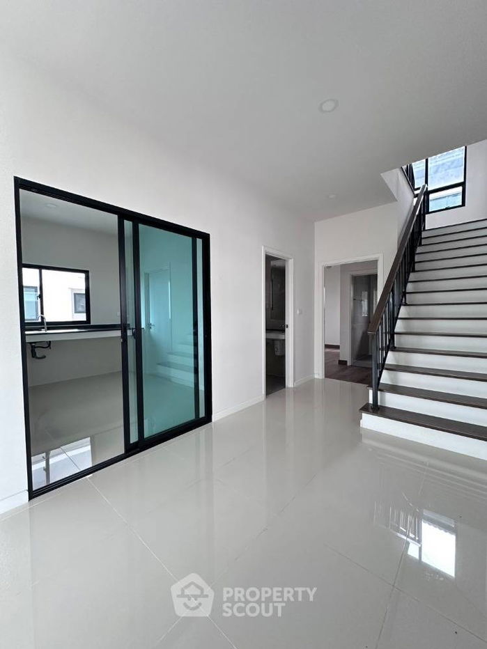 รูป บ้าน 5-ห้องนอน ใน ศีรษะจรเข้ใหญ่ (ID 2047019) - รูปที่ 25/37