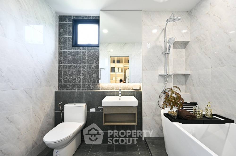 รูป ทาวน์เฮาท์ 3-ห้องนอน ใน ท่าข้าม (ID 2015265) - รูปที่ 6/9