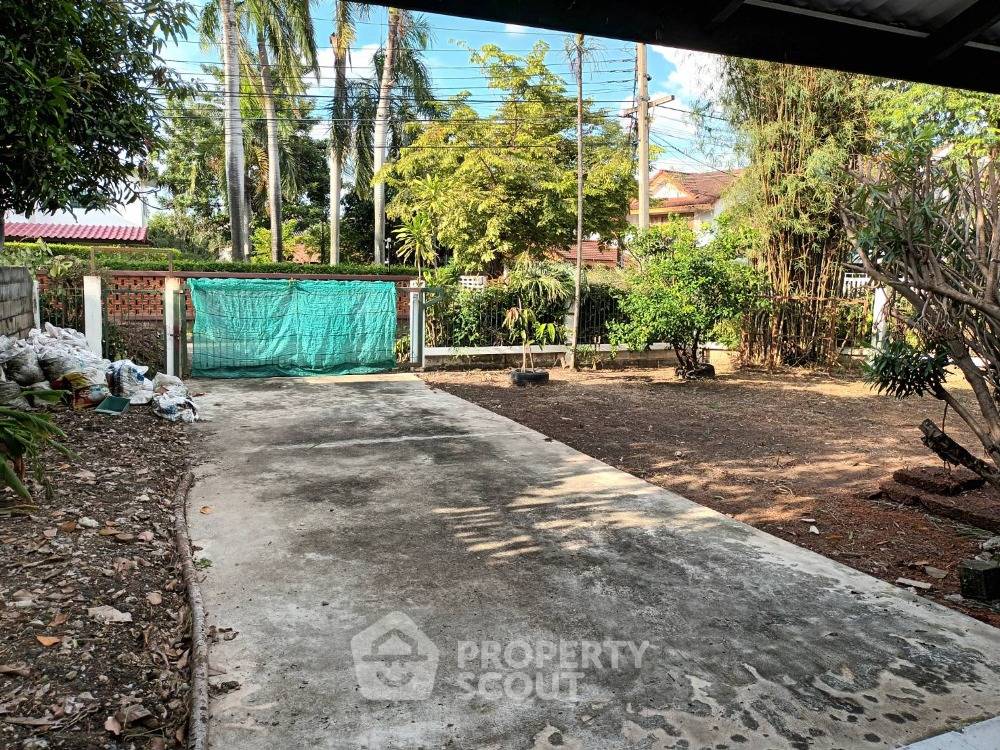 picture 4-BR House at Sammakorn Ramkhamhaeng in Saphan Sung (ID 1446165) - 9/19