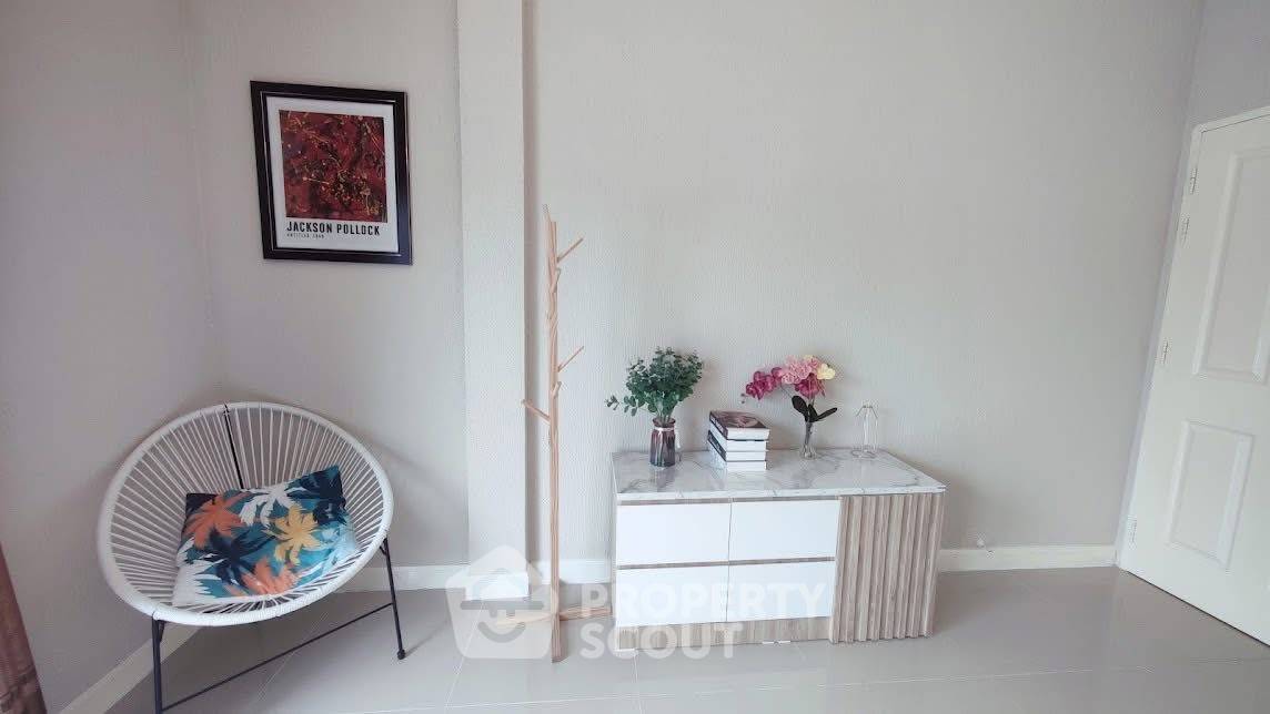 รูป ทาวน์เฮาท์ 2-ห้องนอน ใกล้ พัทยาใต้ (ID 2171648) - รูปที่ 14/18