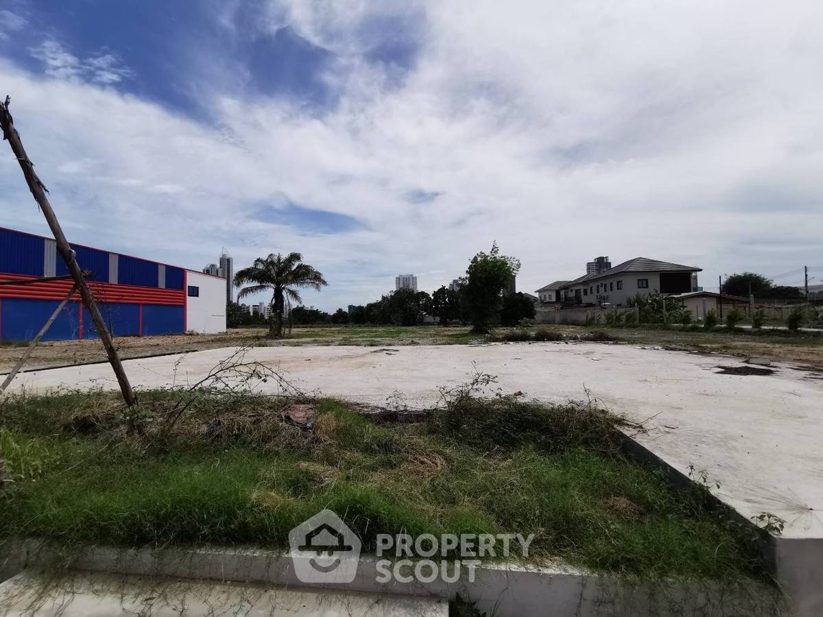 รูป ที่ดินสำหรับปล่อยเช่า 1,200 ตารางเมตร แถว ใกล้ เมืองพัทยา (ID 2145513) - รูปที่ 2/5