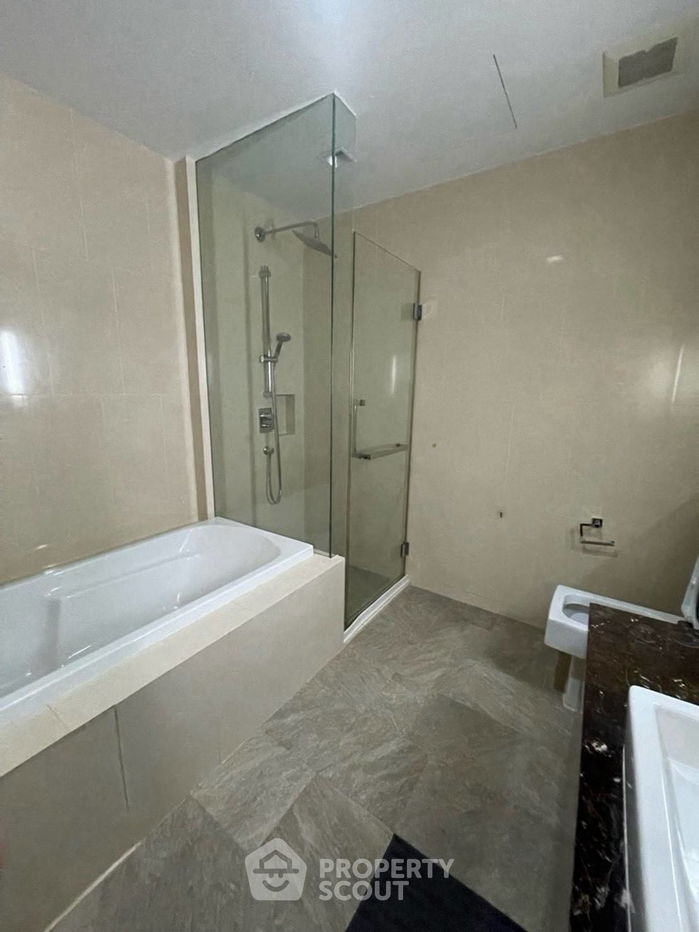 picture 2-BR Condo at Hyde Sukhumvit 13 Condominium near BTS Nana (ID 2455741) - 4/12