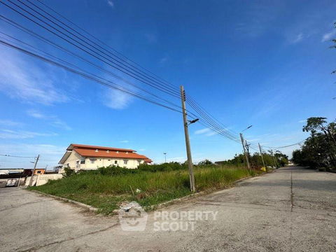 2,240 m² Land for Sale in Bang Mueang (ID 1401300)
