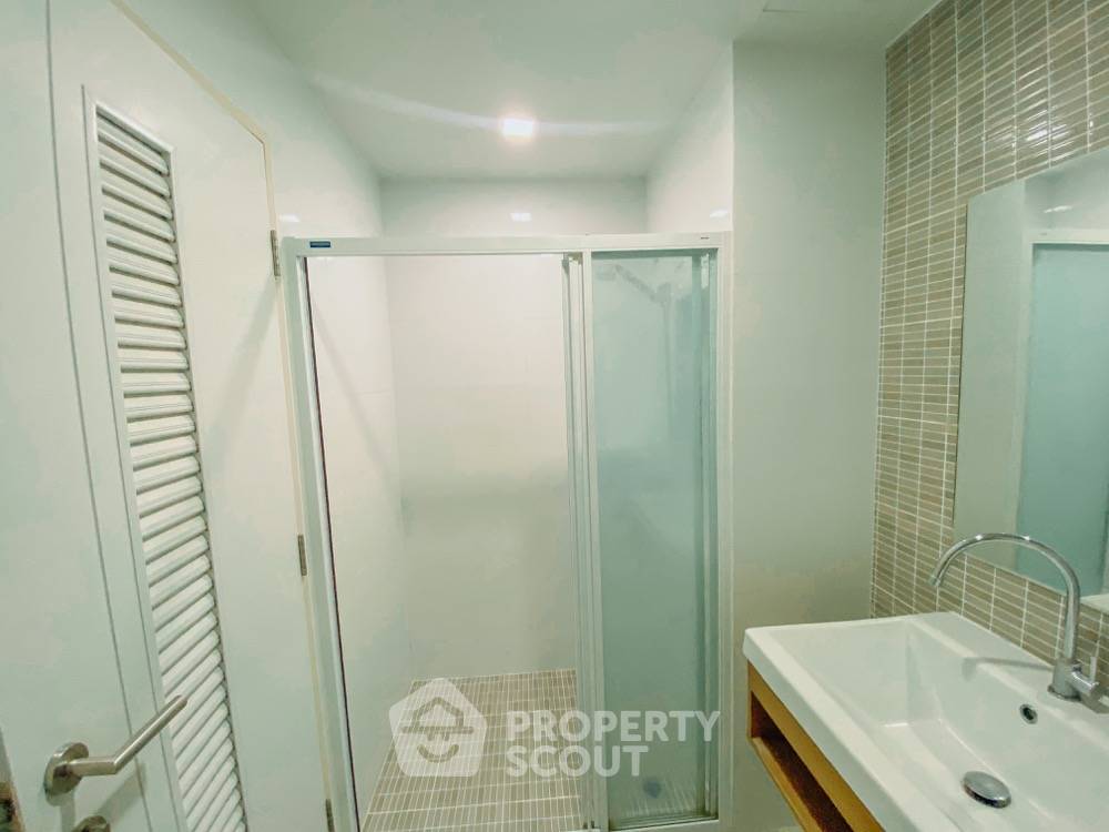 picture 2-BR Condo at Wynn Condo in Khlong Thanon (ID 628763) - 8/11
