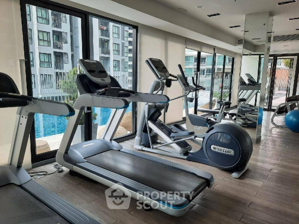 picture 2-BR Condo at Quinn Condo Ratchada 17 near MRT Sutthisan (ID 674343) - 14/23