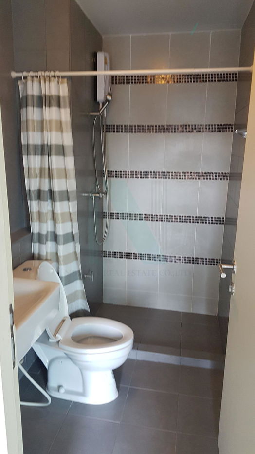 picture ðš Condo for sale, D Condo Campus Resort Bangna, STUDIO , 8th floor, Building A, near ABAC Bangna. - 3/8