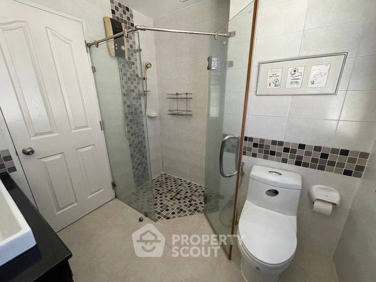 picture 3-BR Townhouse in Talat Bang Khen (ID 2430768) - 12/16