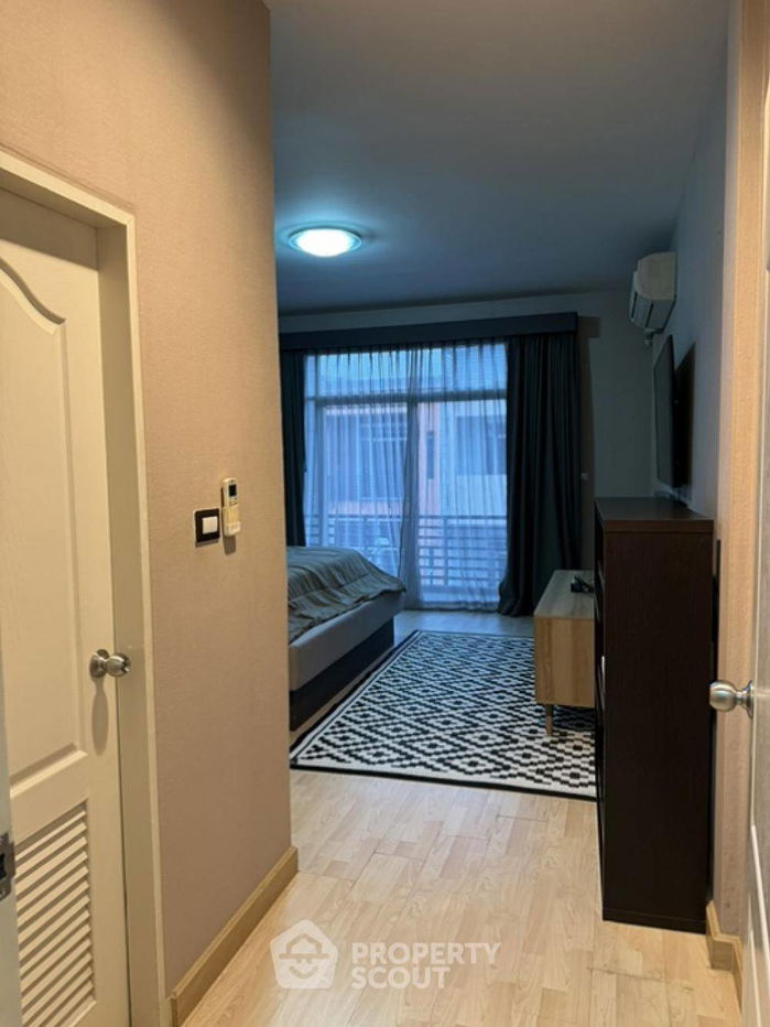 รูป ทาวน์เฮาท์ 4-ห้องนอน ใกล้ กรุงเทพกรีฑา (ID 1902013) - รูปที่ 31/39