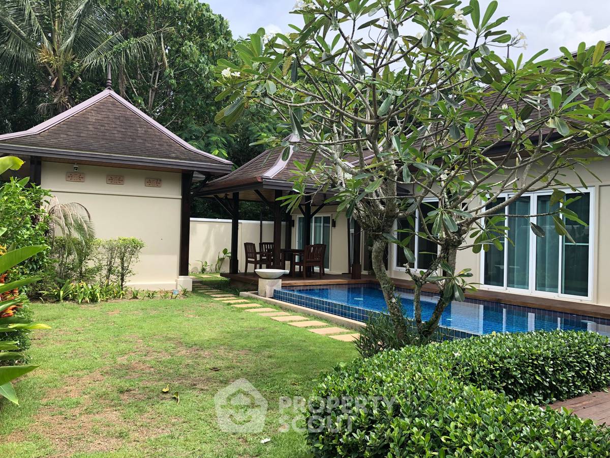 รูป วิลล่า 4-ห้องนอน ที่ ทู วิลล่า ธารา ใกล้ หาดลากูน่า (ID 801519) - รูปที่ 1/37