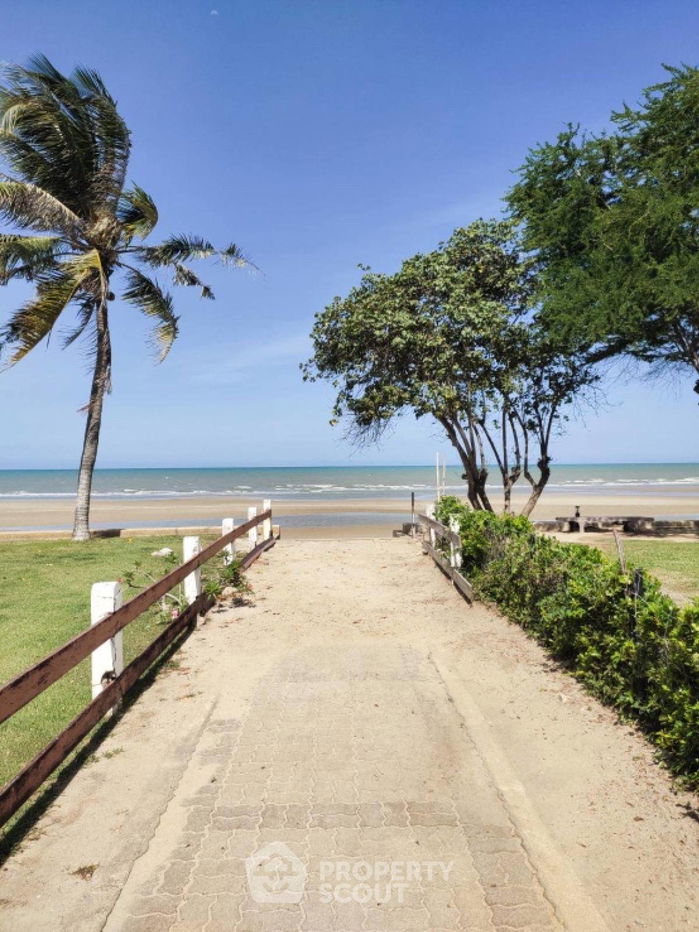 รูป ที่ดินสำหรับปล่อยขาย 400 ตารางเมตร แถว ใกล้ สถานีรถไฟเพชรบุรี (ID 1889403) - รูปที่ 2/4