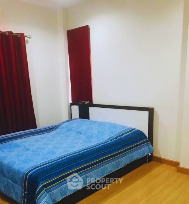 รูป บ้าน 3-ห้องนอน ที่ พาร์คเวย์ ชาเล่ต์ รามคำแหง ใน มีนบุรี (ID 2048272) - รูปที่ 2/6