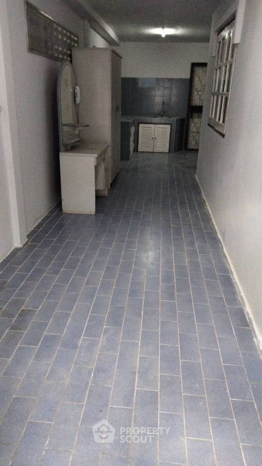 picture 2-BR House in Surasak (ID 1465964) - 12/12