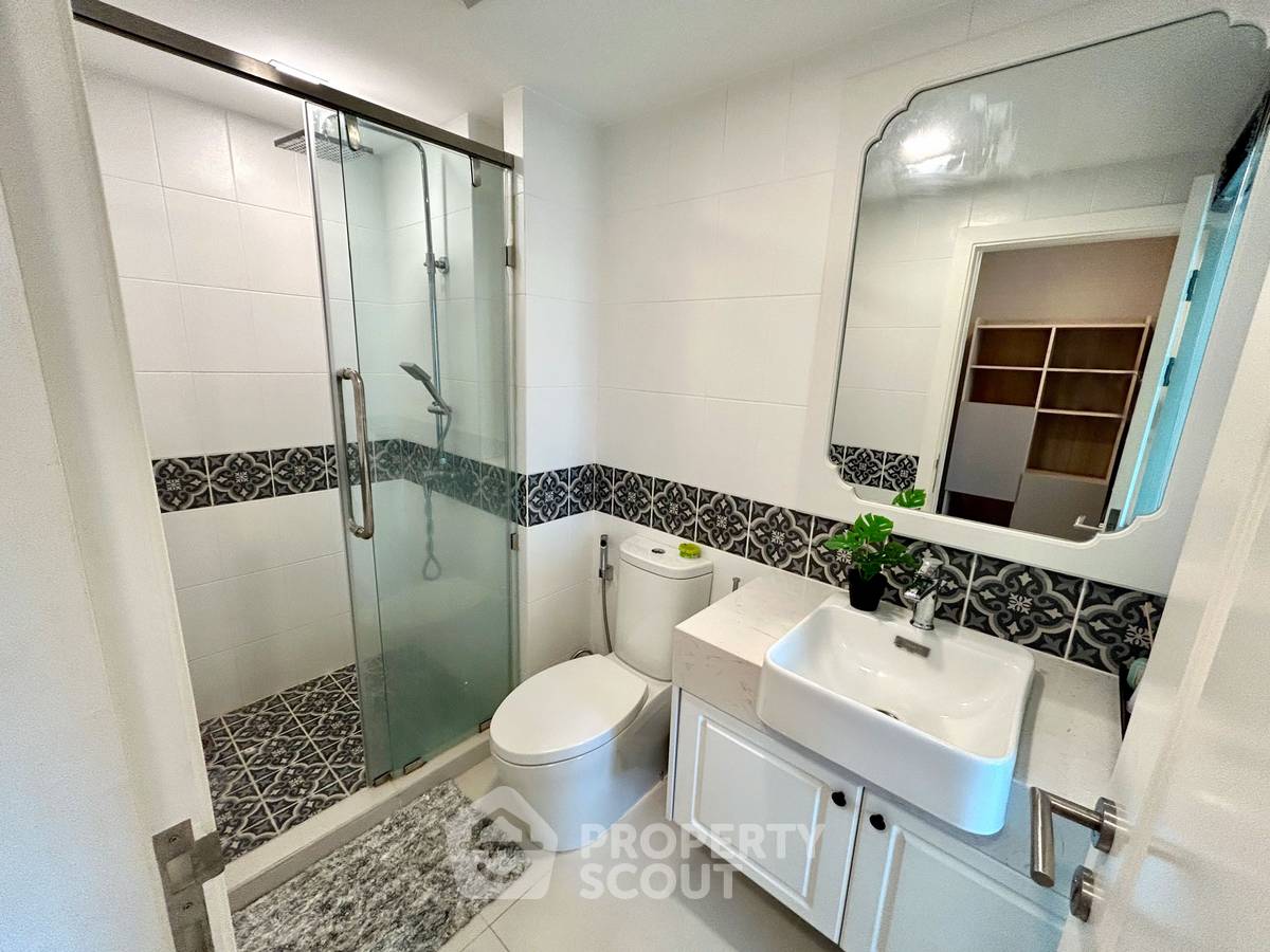 รูป คอนโด 2-ห้องนอน ที่ ดิ โอเรียนท์ รีสอร์ท แอนด์ สปา ใกล้ เมืองพัทยา (ID 2451972) - รูปที่ 16/25