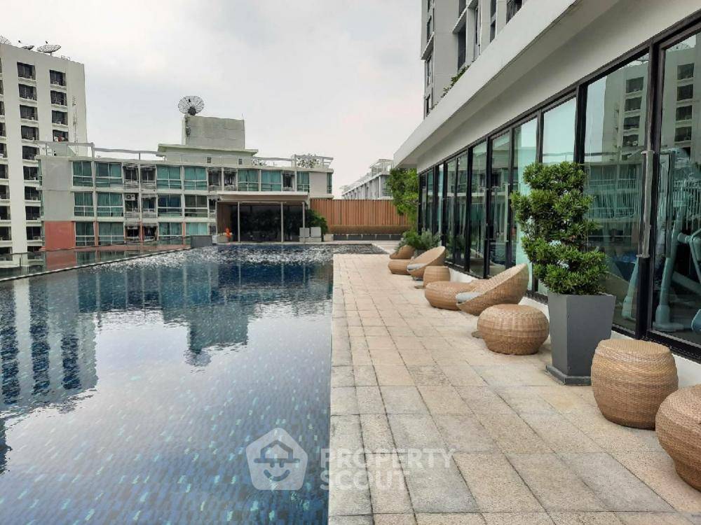 picture 2-BR Condo at Quinn Condo Ratchada 17 near MRT Sutthisan (ID 674343) - 13/23