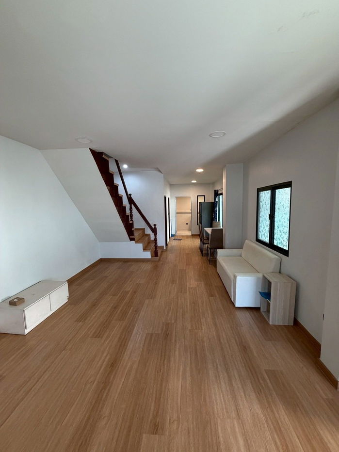 picture Townhouse for rent in Ramkhamhaeng (SPSAD3665) - 3/11