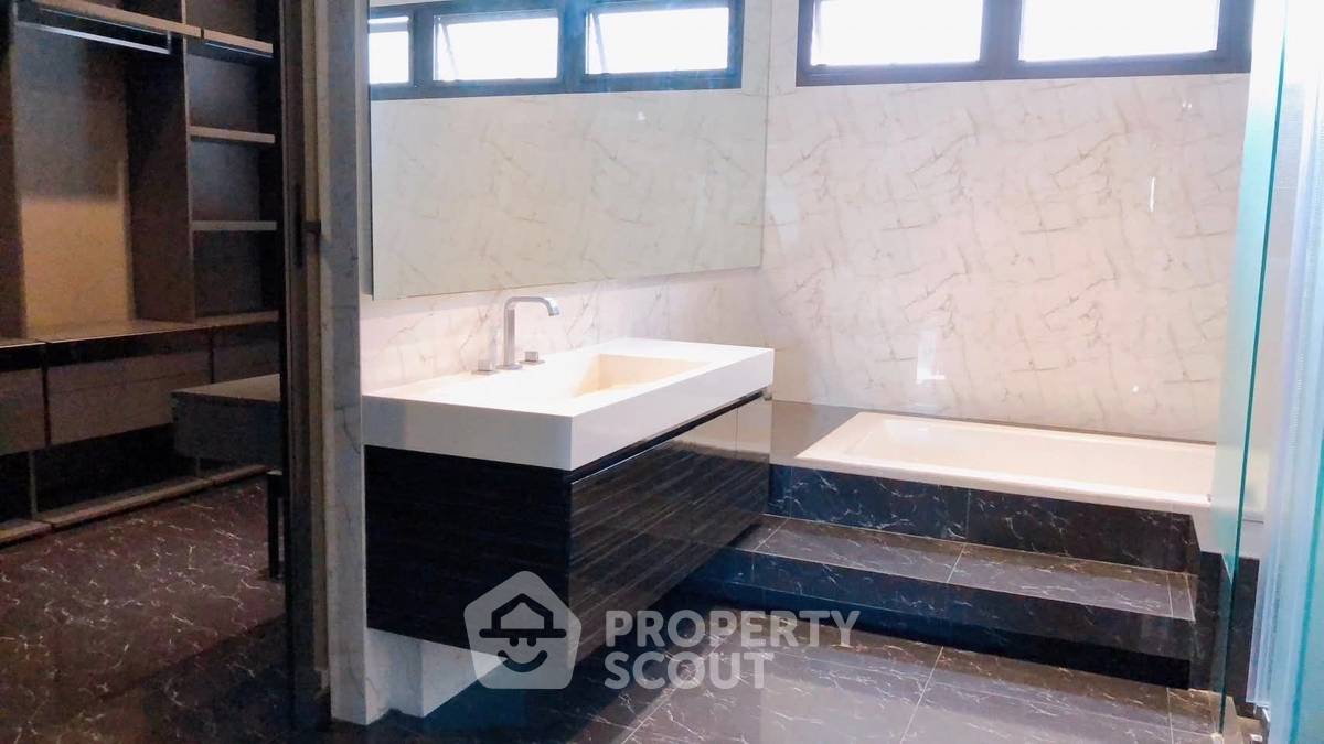 รูป ทาวน์เฮ้าส์ 3-ห้องนอน ใน ลาดพร้าว (ID 2455809) - รูปที่ 13/38