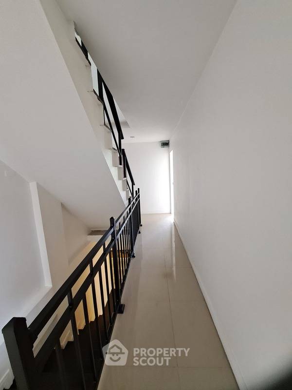 รูป ทาวน์เฮาท์ 3-ห้องนอน ใน นวมินทร์ (ID 1837070) - รูปที่ 5/8