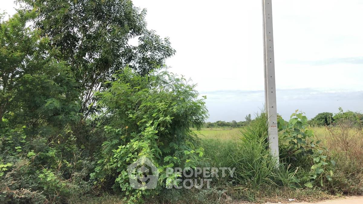 รูป ที่ดินสำหรับปล่อยขาย 187.6 ตารางเมตร แถว ใน ราษฎร์นิยม (ID 2107360) - รูปที่ 2/3