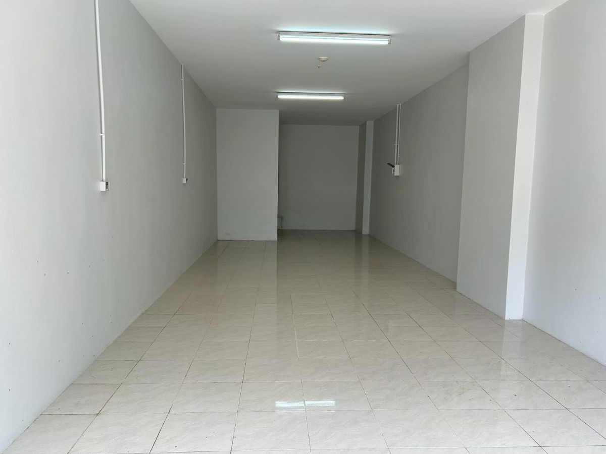 รูป คอนโด ป.ธนา ทาวเวอร์ ขายอาคารพาณิชย์ ชั้น 1 ทำเลดี ใกล้ MRT โชคชัย 4 - รูปที่ 5/12