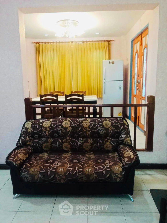 รูป บ้าน 4-ห้องนอน ใกล้ เมืองพัทยา (ID 2140761) - รูปที่ 3/10