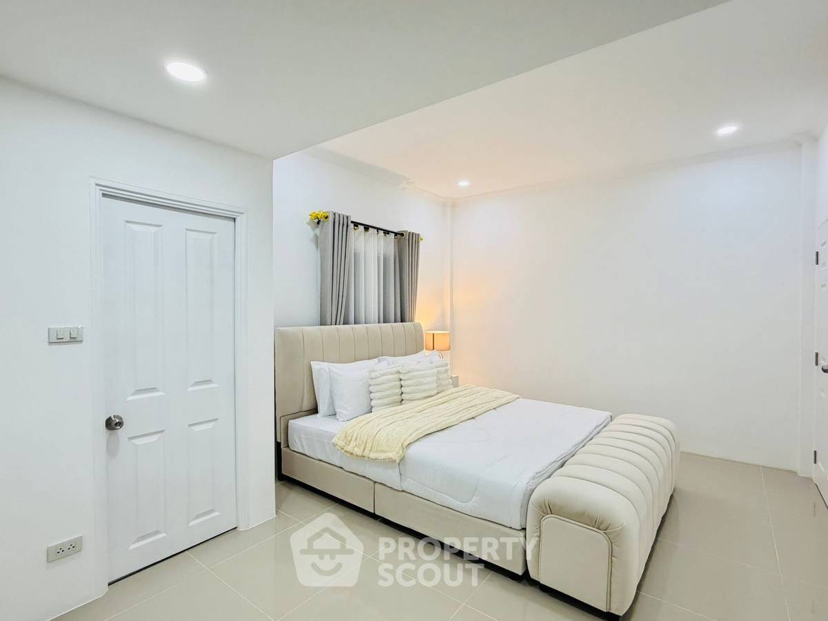 picture 3-BR House at T.W. Parkview close to Pattaya (ID 2453847) - 28/28