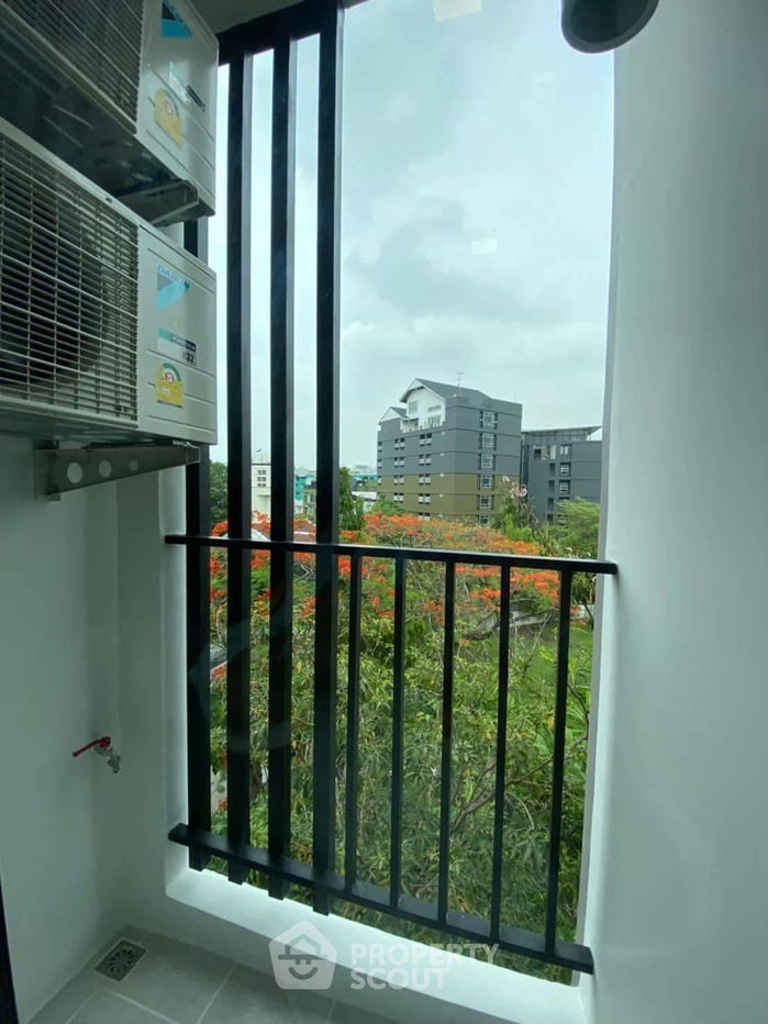 picture 1-BR Condo at The Collect Ratchada 32 in Chan Kasem (ID 1886951) - 4/6