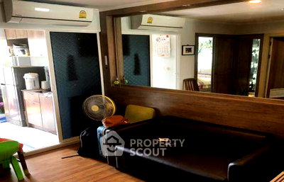 Condos for sale : 1-BR Condo at Regent Home 25 Tiwanon near MRT Ministry of Public Health (ID 1157970)