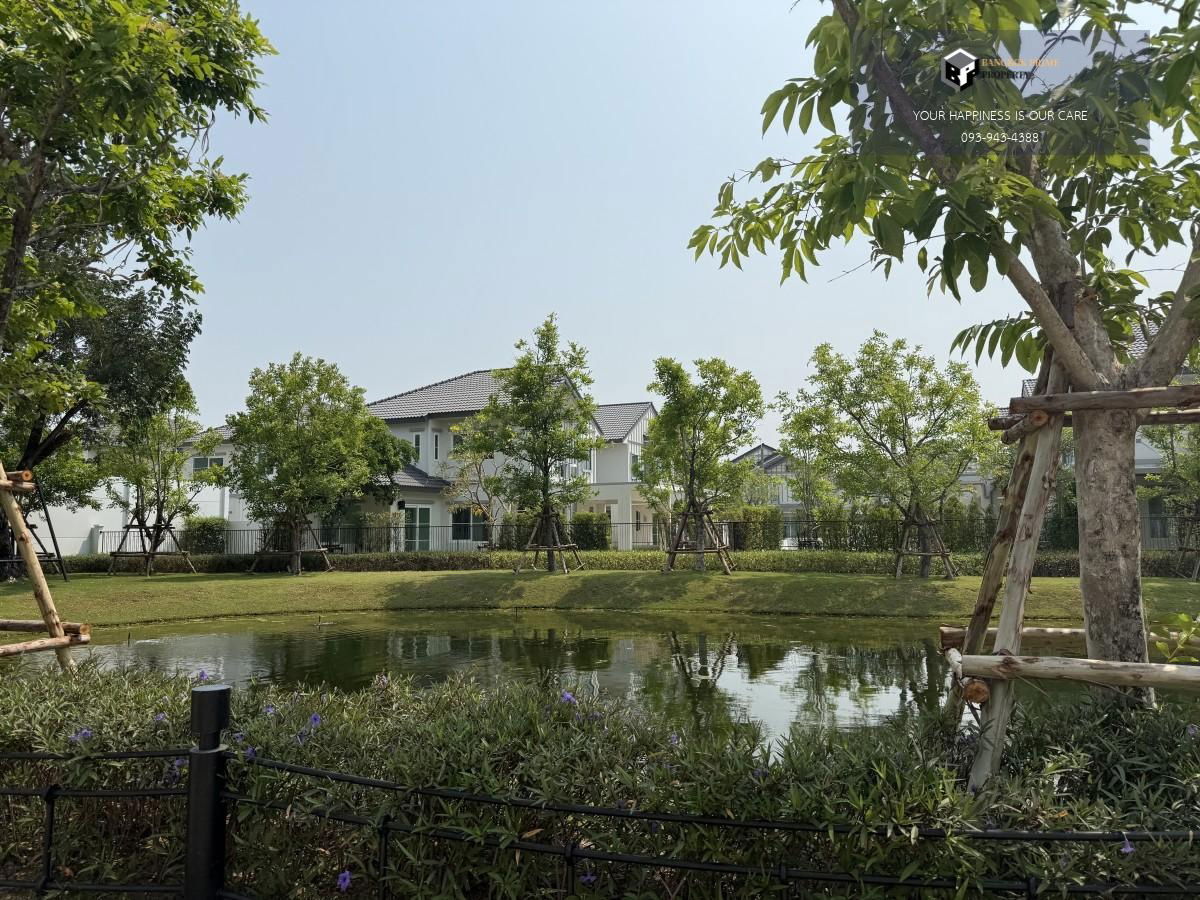 picture Villaggio 3 Srinakarin-Bangna | Single house with garden in front #2025120113283 - 1/12