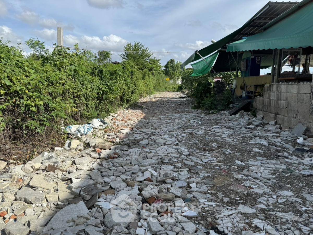 รูป ที่ดินสำหรับปล่อยขาย 592 ตารางเมตร แถว ใน ศาลาธรรมสพน์ (ID 1668065) - รูปที่ 2/3