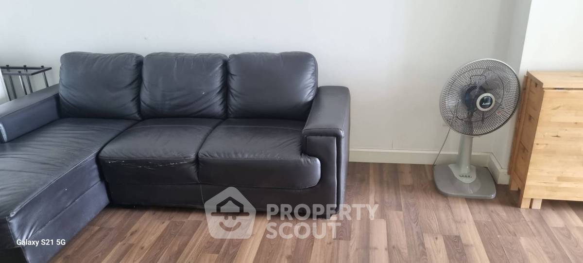 picture 1-BR Condo at The Room Sathorn-Taksin near BTS Pho Nimit (ID 1343837) - 7/17