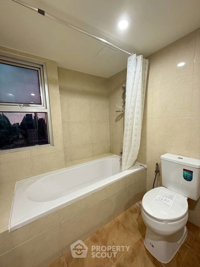 picture 2-BR Condo at Sukhumvit Suite near BTS Nana (ID 2395693) - 12/13