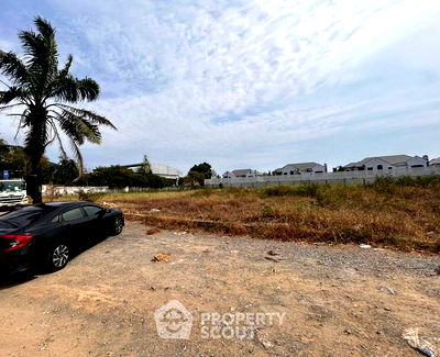 เช่าที่ดิน เขตตลิ่งชัน : ที่ดินสำหรับปล่อยเช่า 5,206 ตารางเมตร แถว ใน บางระมาด (ID 1483698)