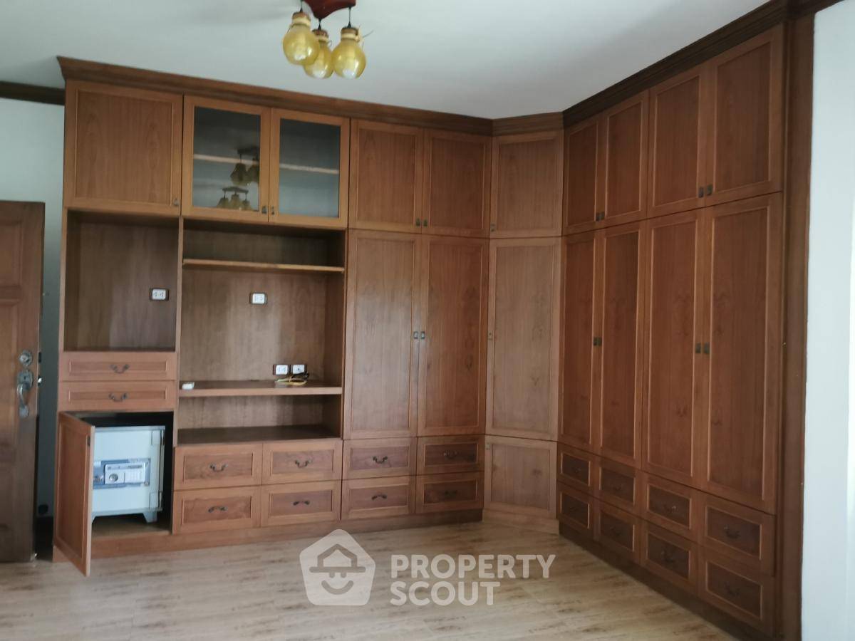 รูป บ้าน 4-ห้องนอน ใน สุรศักดิ์ (ID 1819691) - รูปที่ 12/21