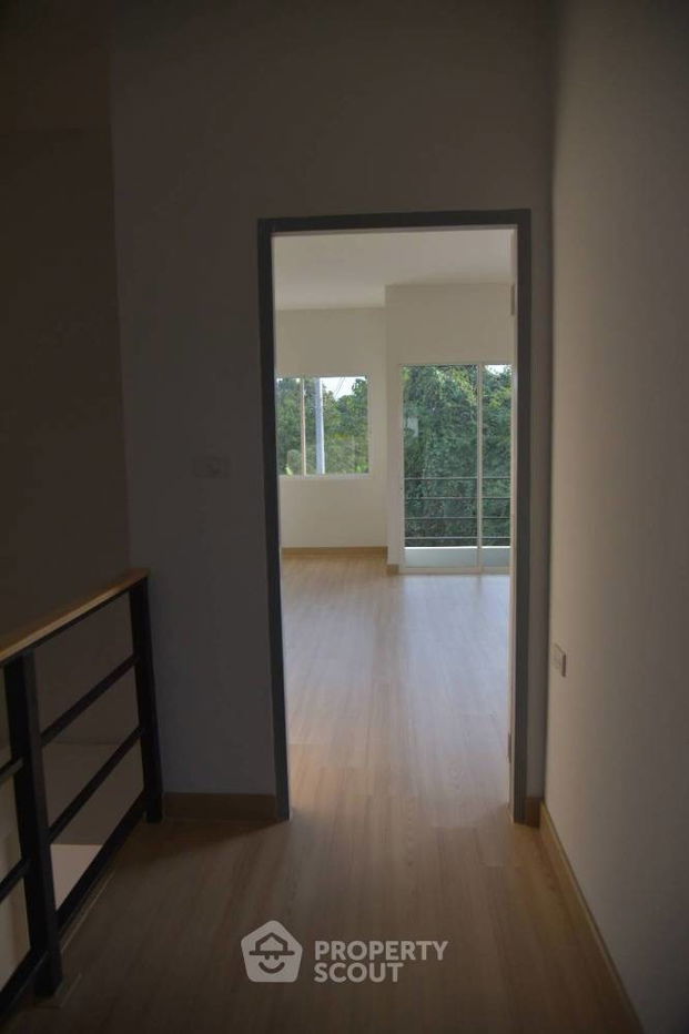 รูป ทาวน์เฮาท์ 2-ห้องนอน ใน สันผักหวาน (ID 1777498) - รูปที่ 4/8