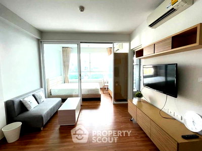 คอนโดให้เช่า : คอนโด 1 ห้องนอน I-Biza Condominium RCA ย่านบางกะปิ (ID 2454819)