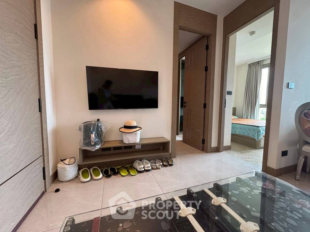 picture 1-BR Condo at The Riviera Ocean Drive close to Jomtien Beach (ID 2455846) - 7/10