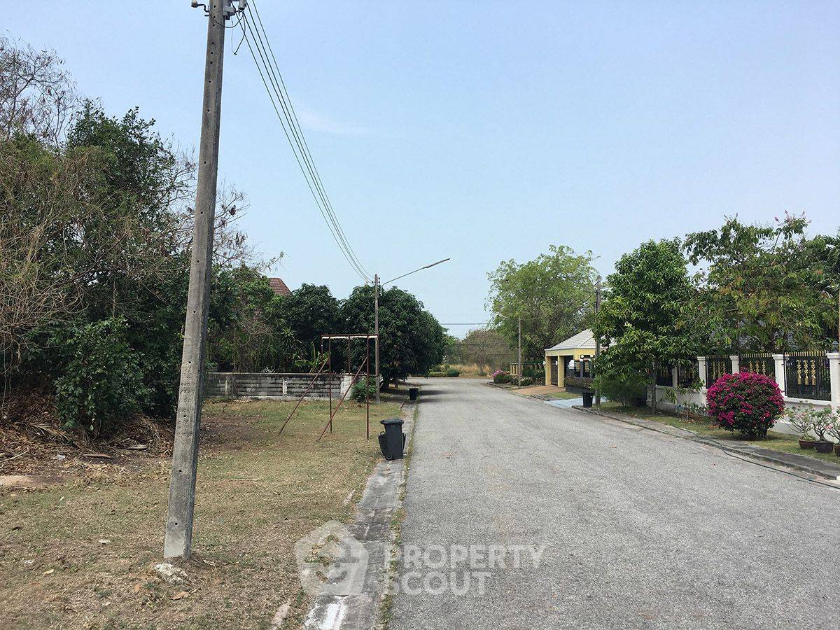 รูป ที่ดินสำหรับปล่อยขาย 2,312 ตารางเมตร แถว ใน บางพระ (ID 2098574) - รูปที่ 5/6