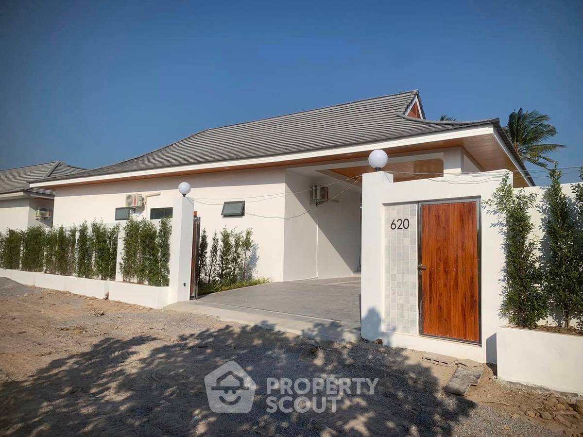 รูป วิลล่า 4-ห้องนอน ใน ทับใต้ (ID 2036525) - รูปที่ 1/11