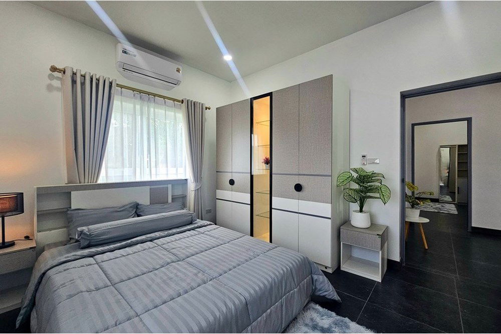 picture [920601001-693] Spacious Family Villa, 3 Bed 3 Bath in Hua Hin Soi 70 For Sale - 39/44