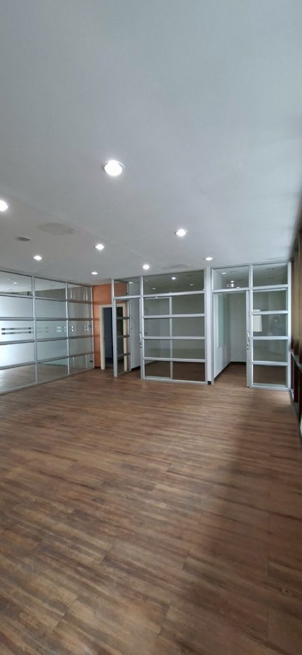 รูป เช่า170,000(ราคาต่อรองได้)ตึก8ชั้น โครงการบางนาคอมเพล็กซ์ - รูปที่ 2/10