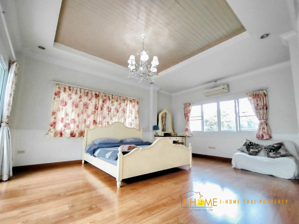 รูป ให้เช่าบ้านเดี่ยว 2 ชั้น 6 ห้องนอน 6 ห้องน้ำ 1 ห้องครัว 2 ที่จอดรถ - รูปที่ 8/17