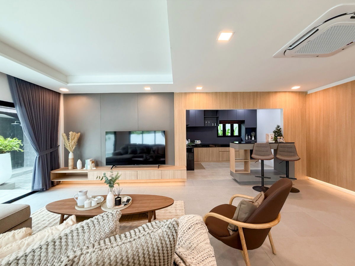 picture S2947 Urgent Sale! Pool Villa in Thalang Area, Spacious Layout, Fully Furnished and Decorated - 5/20