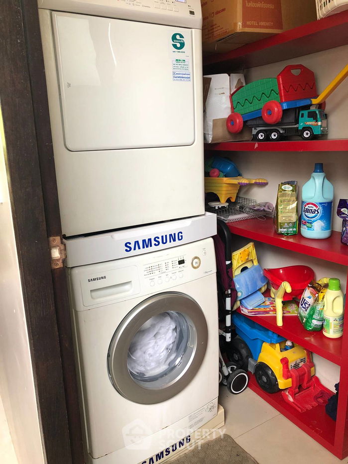 รูป วิลล่า 4-ห้องนอน ที่ ทู วิลล่า ธารา ใกล้ หาดลากูน่า (ID 801519) - รูปที่ 30/37