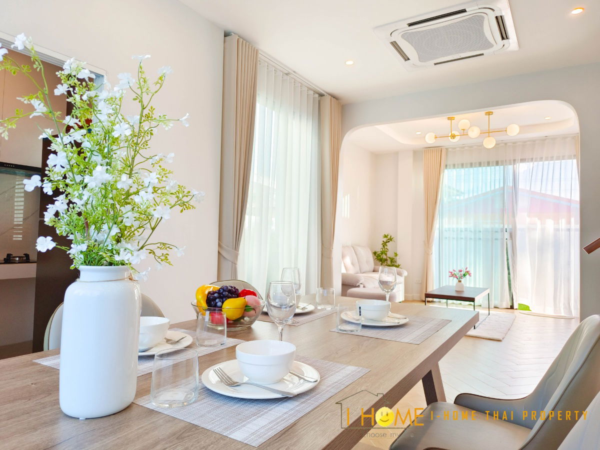 รูป ให้เช่าบ้านเดี่ยวสองชั้น 3 ห้องนอน 3 ห้องน้ำ 1 ห้องครัว 2 ที่จอดรถ - รูปที่ 12/31