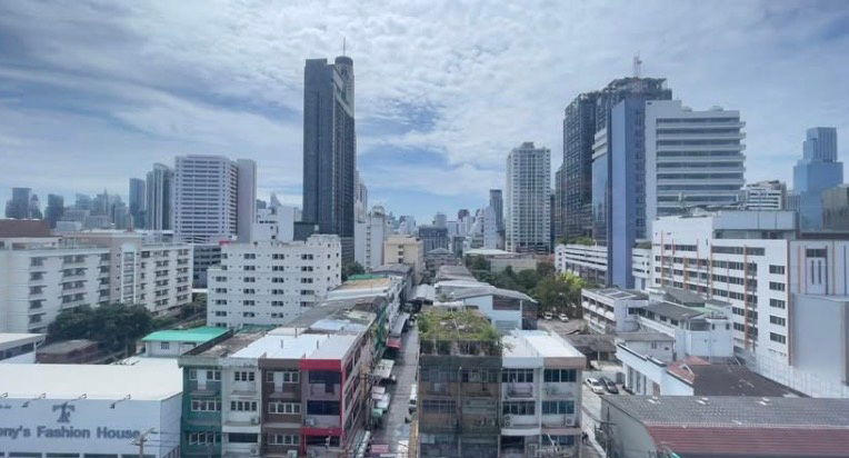 picture #R7943 🎉 011268  Condo for rent Ideo Mobi RangNam - 9/9