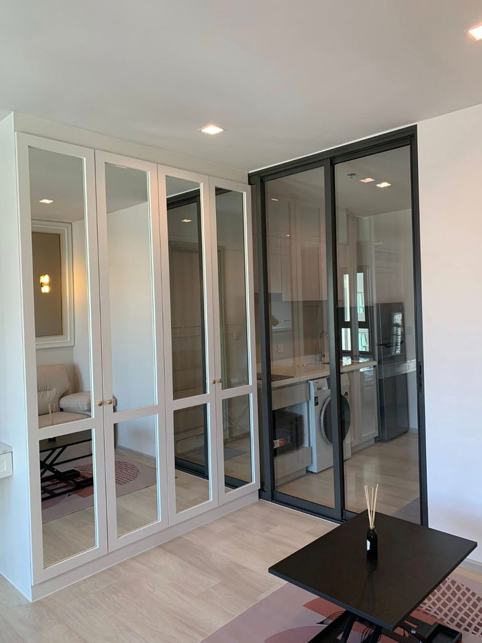 รูป ให้เช่า 🔥 Life One Wireless 🔥 ห้องสวย เฟอร์นิเจอร์ เครื่องใช้ไฟฟ้าครบ ใกล้ BTS เพลินจิต - รูปที่ 9/11